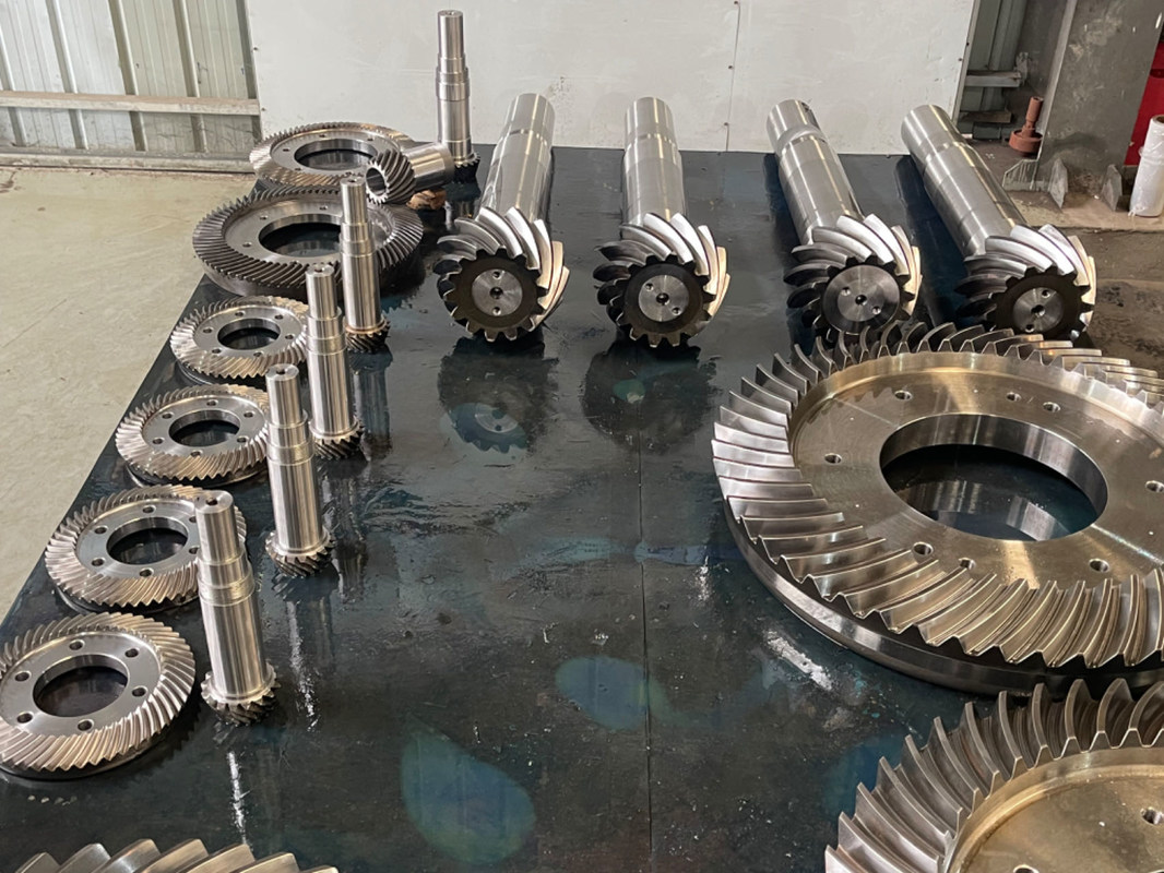 Langdurige, hoogprecieze spiraalbevelversnellingen    Custom OEM/ODM, aanpasbaar op basis van de verstrekte ontwerpen.
