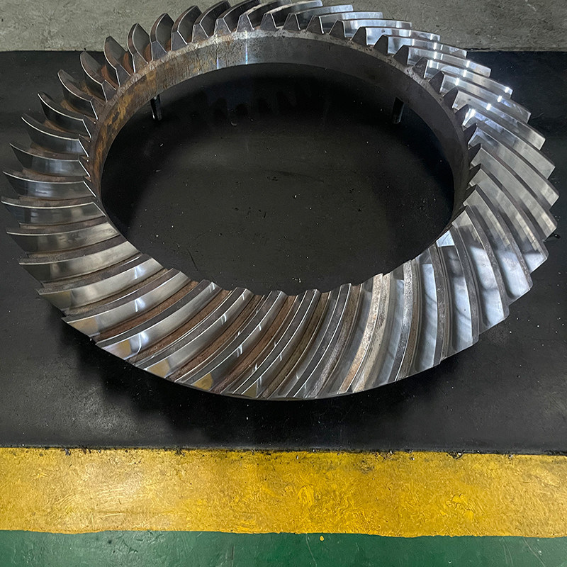 Hoge hardheid HB260-320 Bevel Gear met tandprofiel op basis van tekeningen en warmtebehandeling oppervlakte afwerking